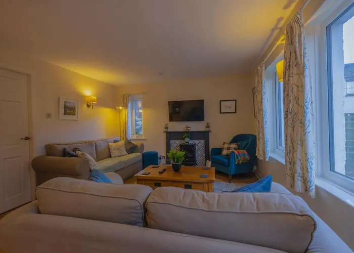 Holly Cottage